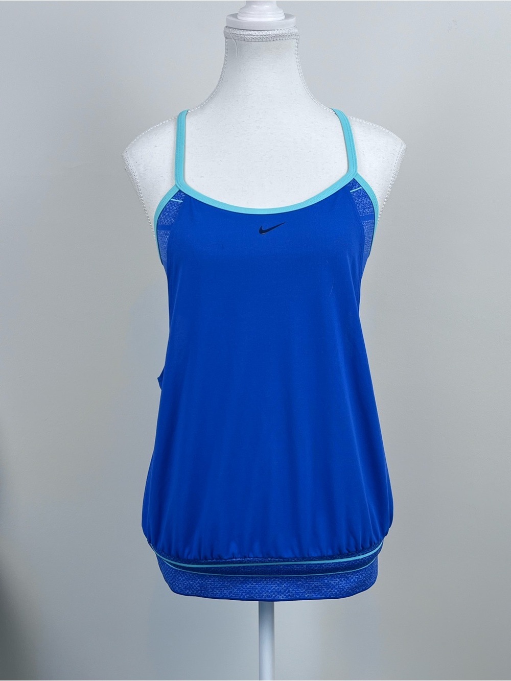Nike Women's Blue Filtered Sport 2-in-1 Layered Tankini Top Size M; Swimwear